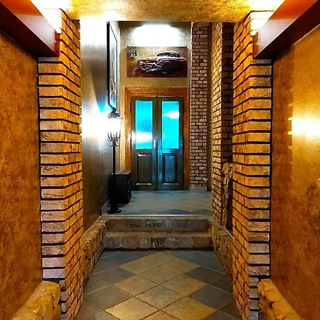 Hotel Cade 3*