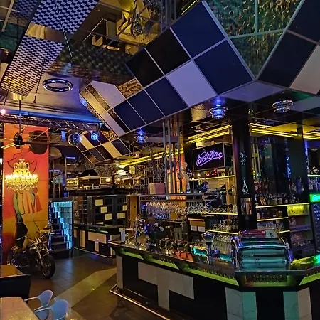 Hotel Cade 3*