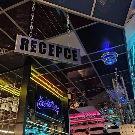 Hotel Cade
