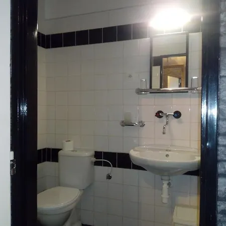 Hotel Cade 3*