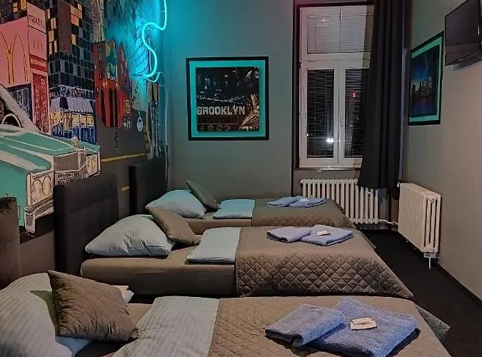 Cade Hotell 3*