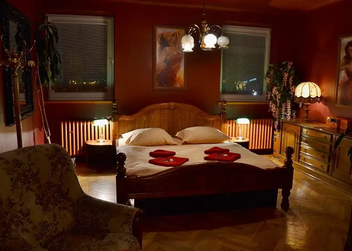 Cade Hotell 3*